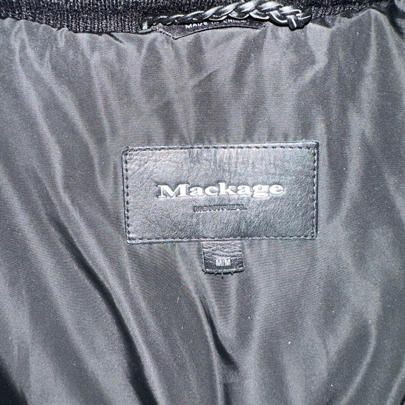 Mackage puffer, fur hood, leather accent women’s jacket size M. Mint condition - Picture 7 of 8